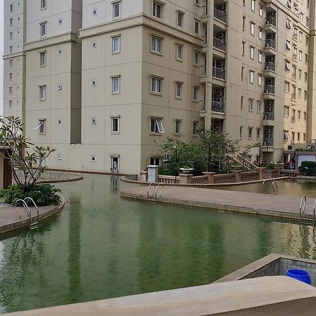 Extra Space 3Br Apartment Grand Palace Kemayoran By Travelio Giacarta Esterno foto